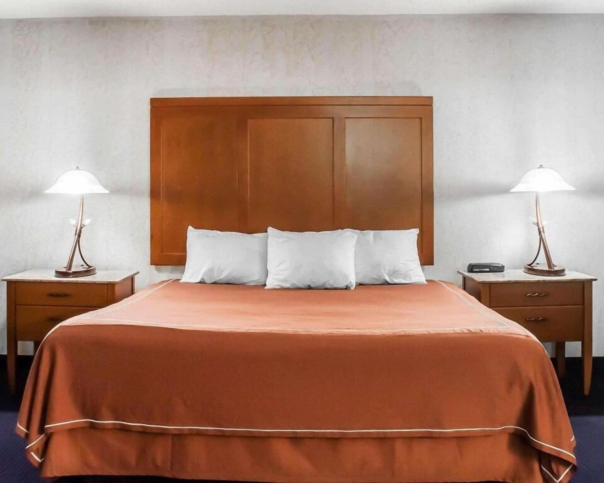 Castle Inn & Suites 나이아가라폴스 외부 사진
