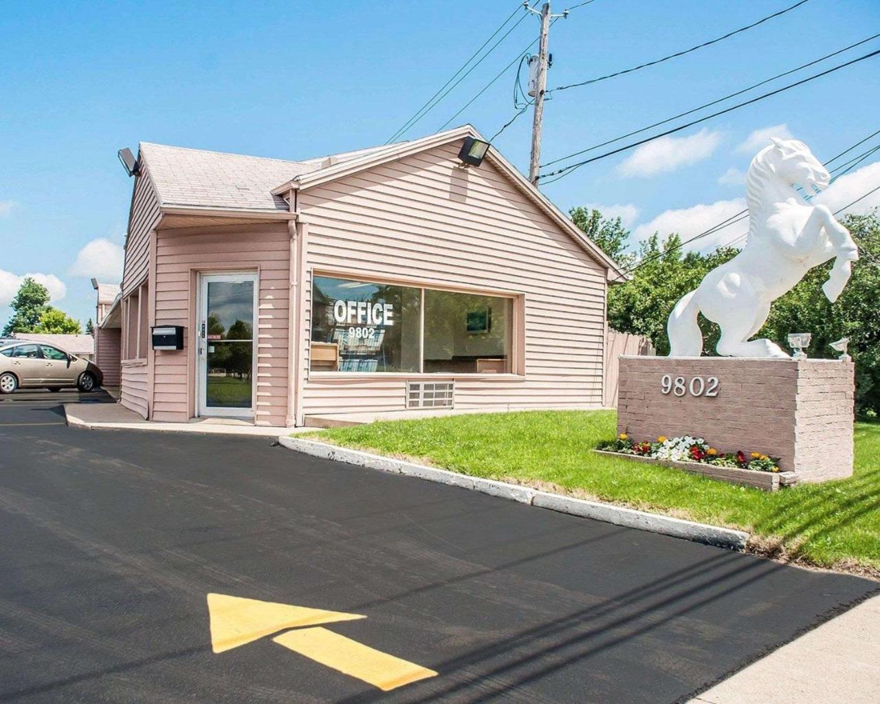 Castle Inn & Suites 나이아가라폴스 외부 사진